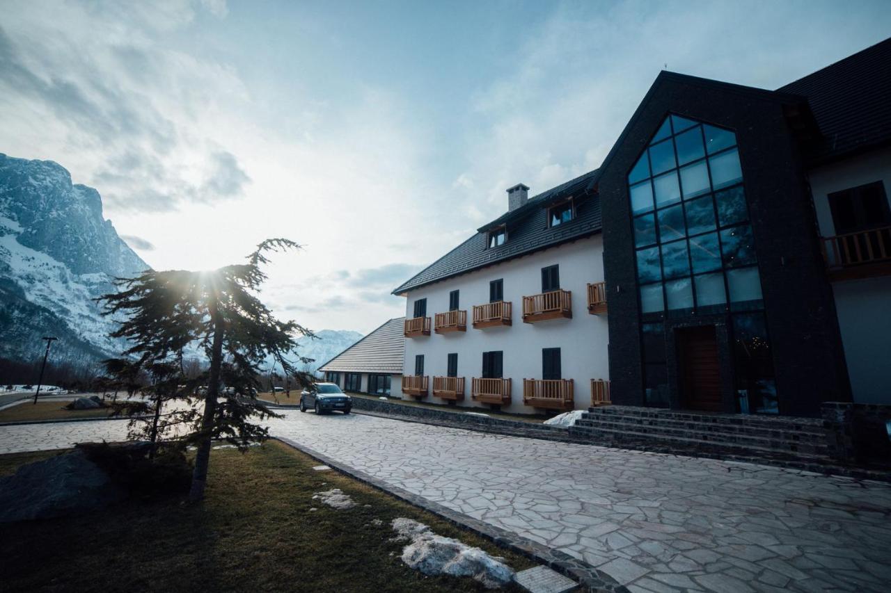 Hotel Kulla E Bajraktarit Boge Eksteriør bilde
